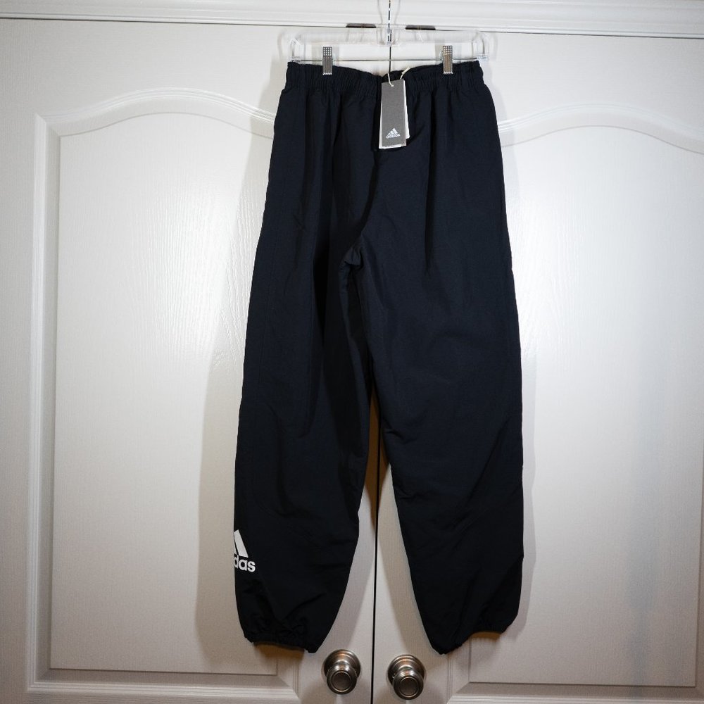 NWT Adidas Black Fashion Woven Black Pants GU1442 Size Medium